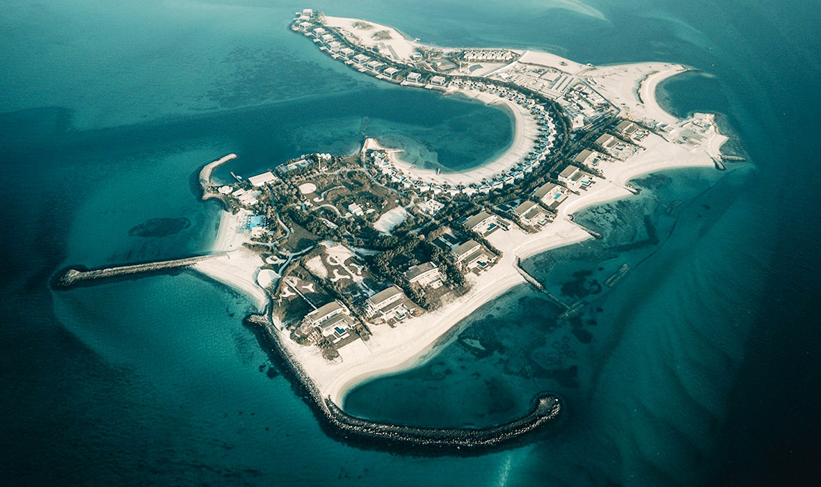 NURAI ISLAND RESORT & PRIVATE VILLAS AT ABU DHABI (35 PRIVATE VILLAS & 45 ROOM RESORT)