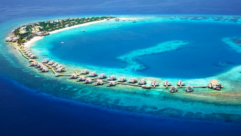 VAGAROO ISLAND RESORT – MALDIVES (40 LUXURY VILLAS)